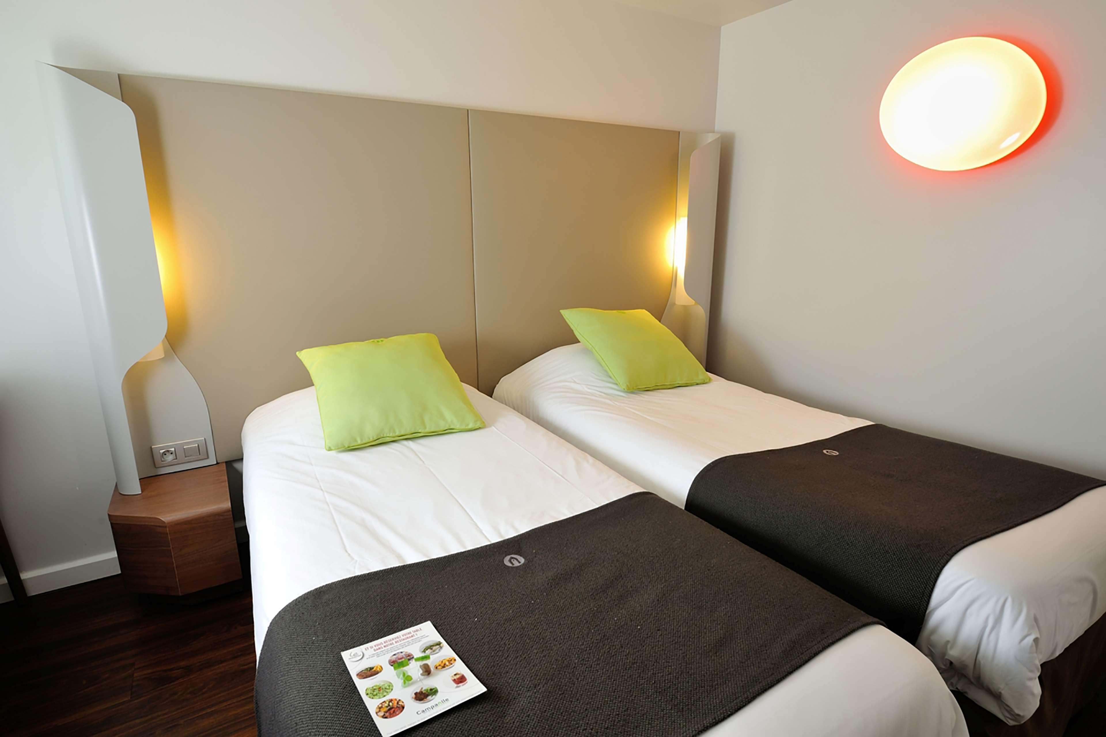B&B Hotel Roissy - Saint Witz Ex-Campanile Roissy - Saint Witz Exterior foto
